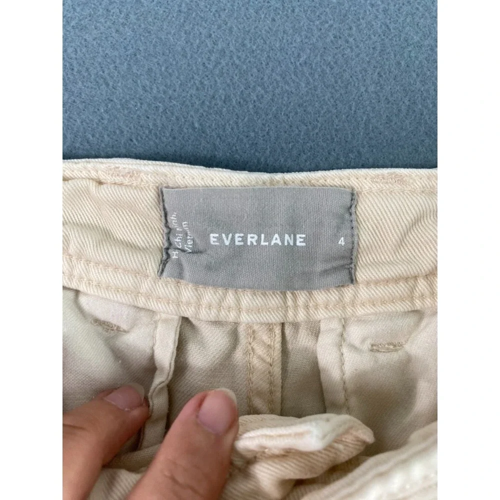 Everlane Buttersoft Chino Pant Women Sz 4 Cream Relaxed Coastal Everyday Comfy